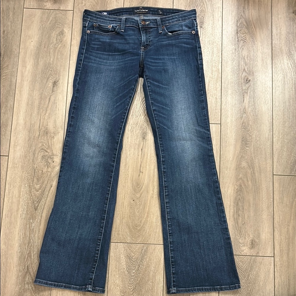 Lucky Brand Lil Maggie Low-Rise Stretch Dark Wash Boot Cut Jeans 8/29